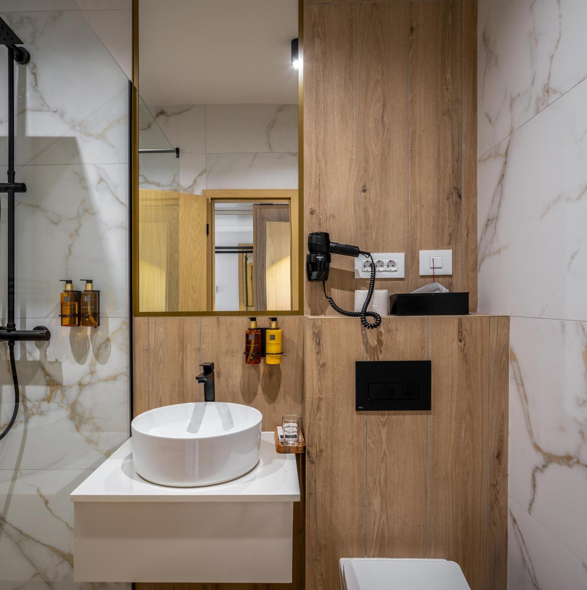 Hotel Branco Timisoara Esterno foto
